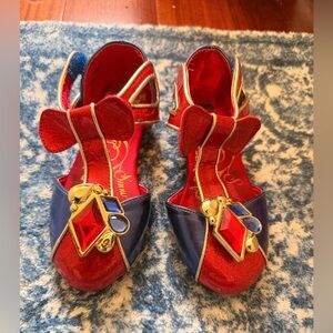 Snow White shoes